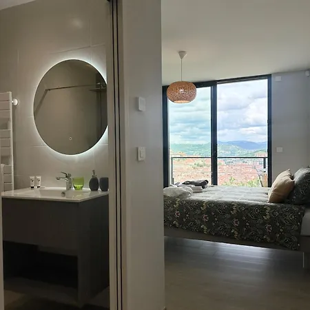 Theview, Piscine Et Sauna * Le Puy-en-Velay