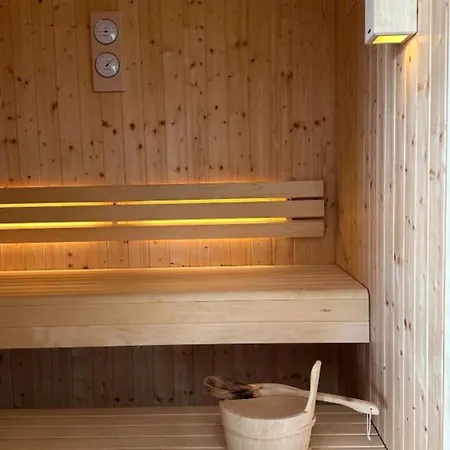 Theview, Piscine Et Sauna Le Puy-en-Velay